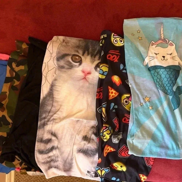 Sleefs neck gaitors - a collection of 7 in a variety of designs. - Picture 5 of 8